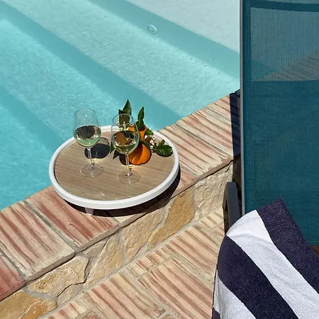 Villa Casa Isabel No Campo Com Piscina - Da Luz